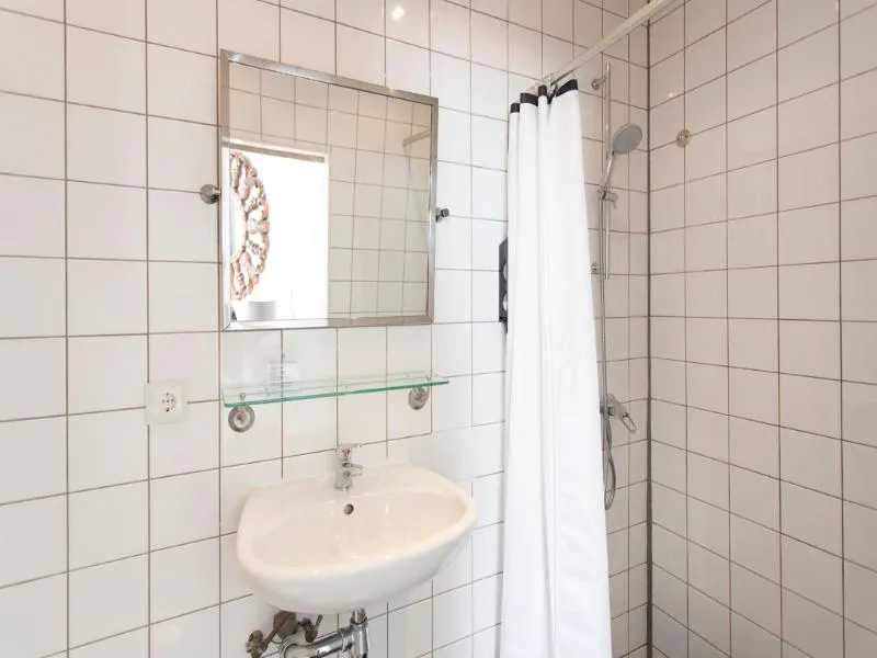 DOUBLE SINGLE USE STANDARD Room, Quentin Amsterdam Hotel, Amsterdam
