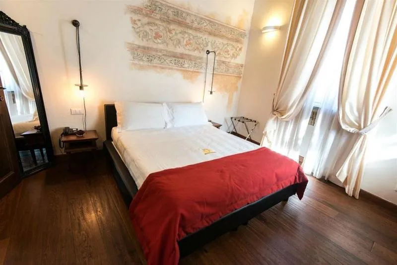 General view, Relais Giulia, Rome
