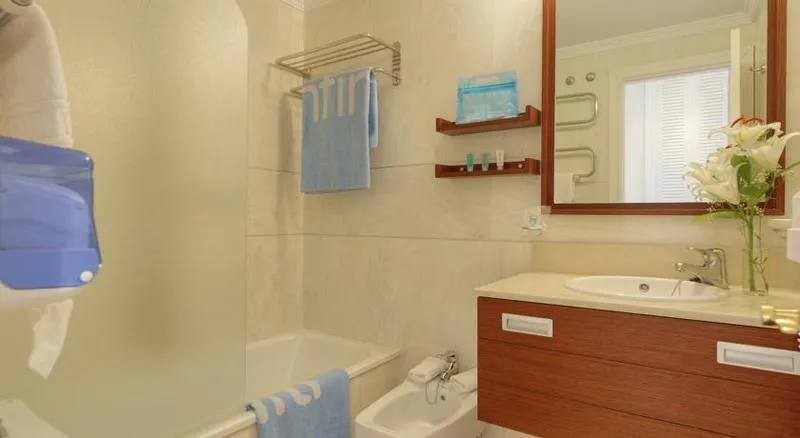 APARTMENT DELUXE ONE BEDROOM Room, Muthu Grangefield Oasis Club, Costa Del Sol