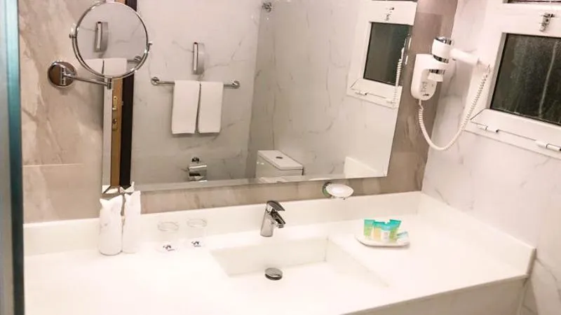 Room, Spark Hotel And Residence, Dubai
