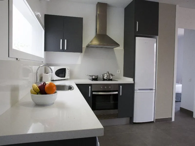 APARTMENT SUPERIOR WITH TERRACE Room, Valencia Centre Torres de Quart, Valencia