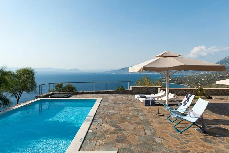 VILLA WITH PRIVATE POOL Room, Searocks Exclusive Village, Kalamata