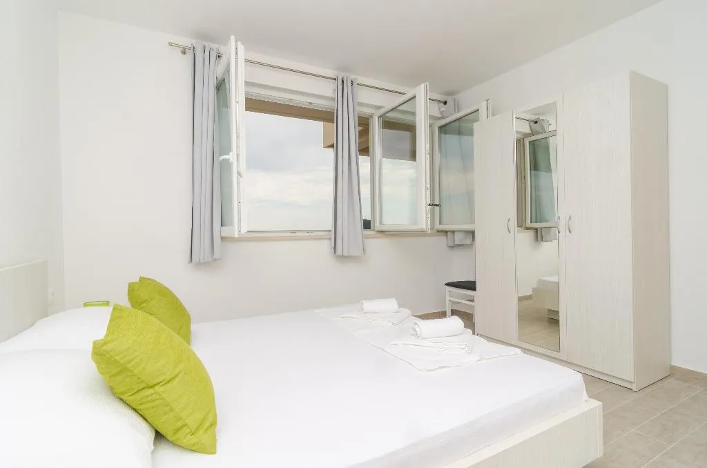 APARTMENT SUPERIOR ONE BEDROOM Room, Apartments Villa Dadic, Dubrovnik