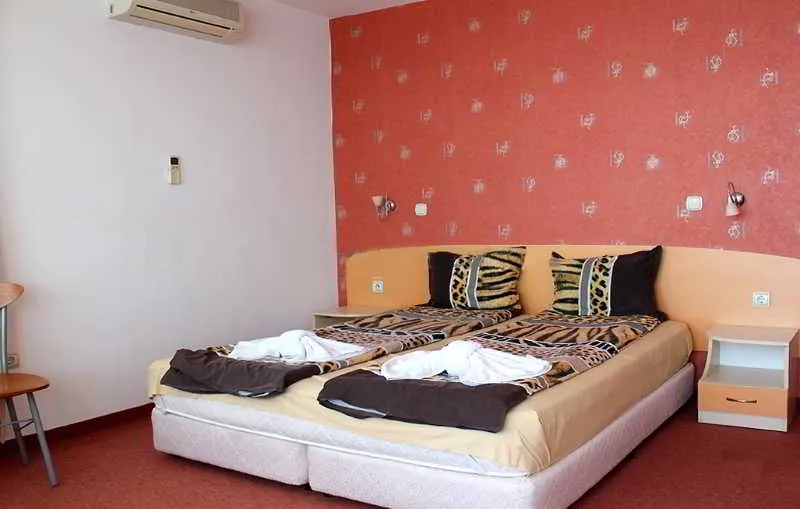 Room, St. Nicolas, Bourgas
