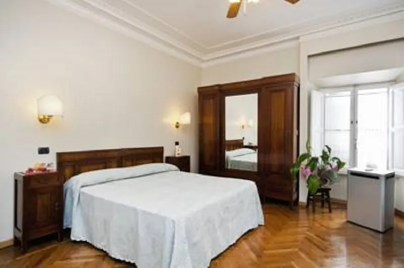 DOUBLE ECONOMY Room, Trevi Collection, Rome