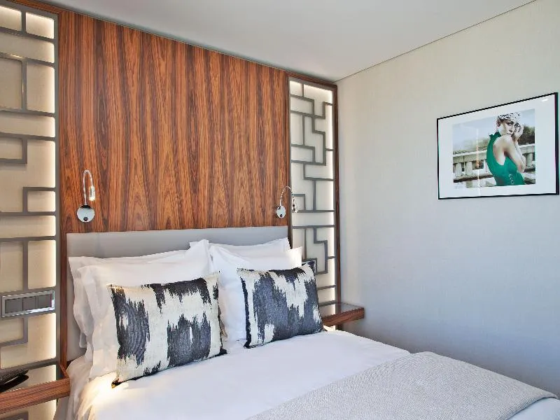 DOUBLE STANDARD Room, Turim Saldanha, Lisbon