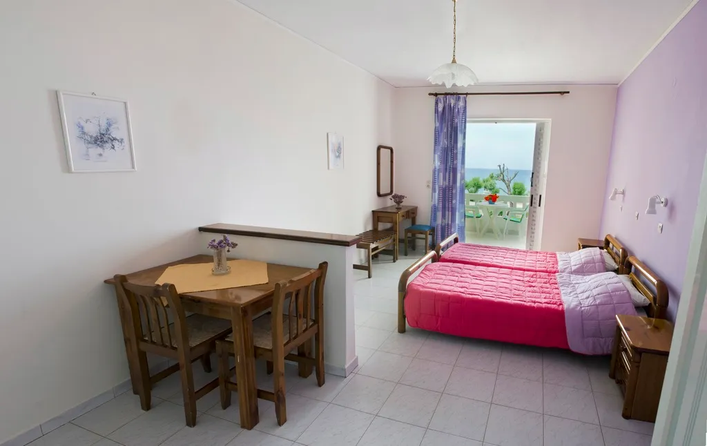 APARTMENT CAPACITY 3 Room, Byron Apartments, Kos