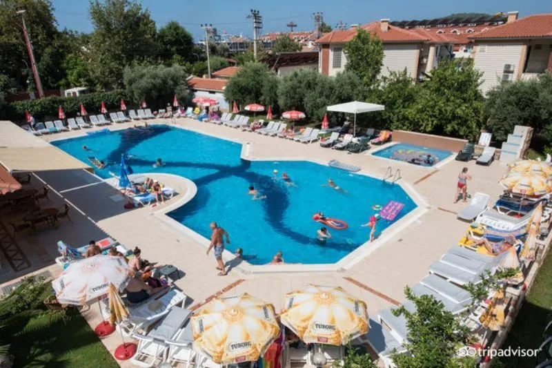 Pool, Mavruka, Dalaman