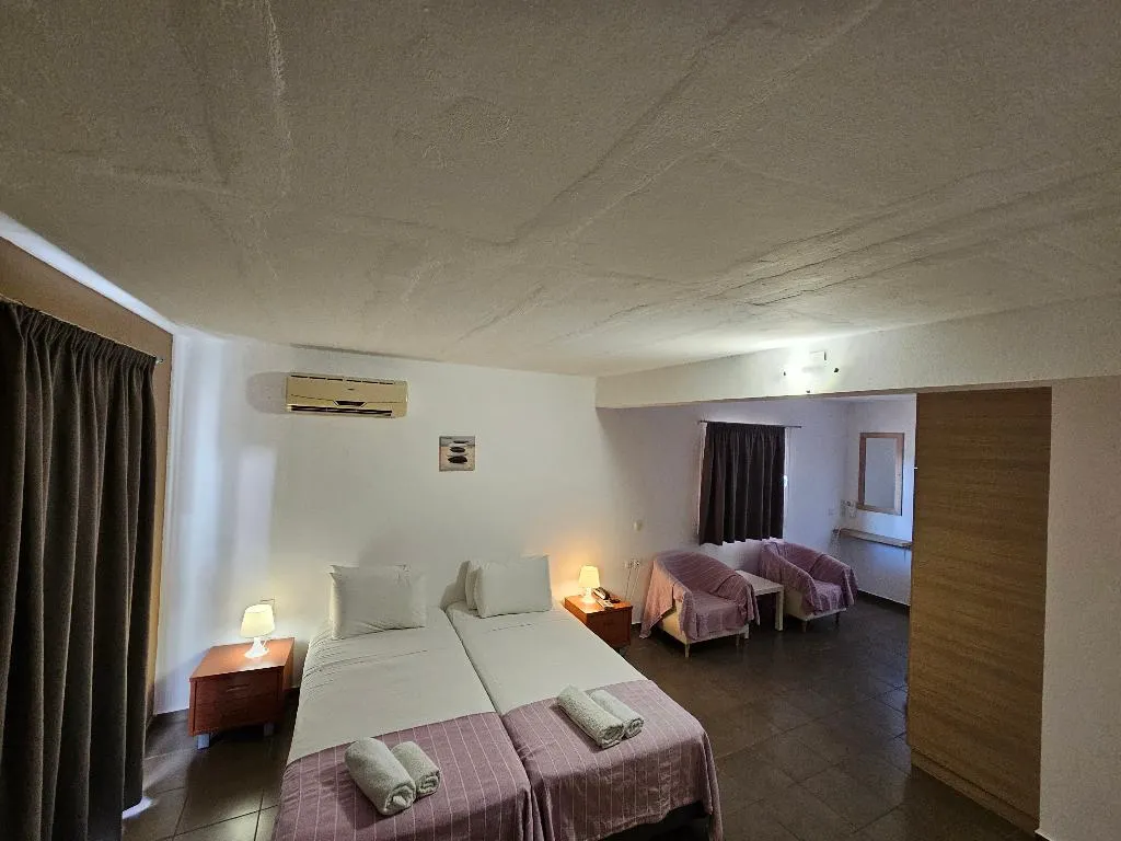 Room, Elounda Sunrise Apartments, Crete