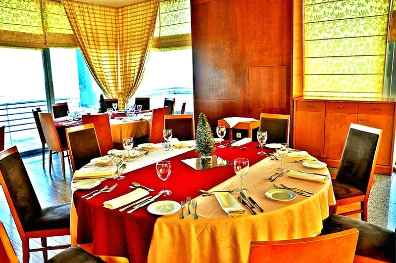 General view, Hotel Versatile, Porto