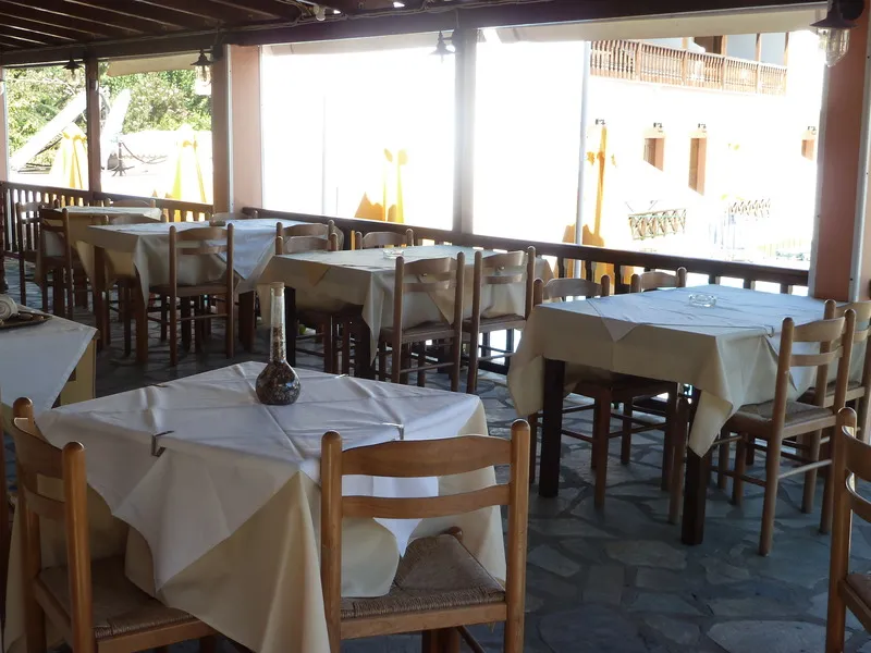 Restaurant, Sunwaves Apartments, Samos