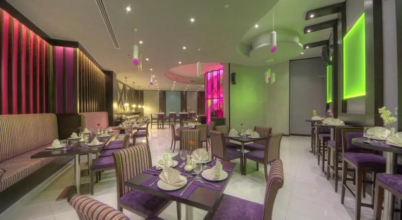 Restaurant, Raintree Rolla Hotel, Dubai