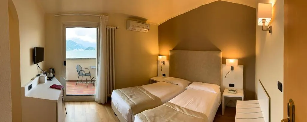 Double or Twin TWO BEDS Room, Bellavista, Milan