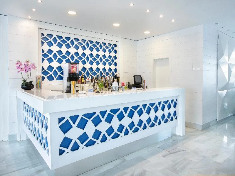 Bar, Mar Hotels Playa de Muro Suites, Majorca