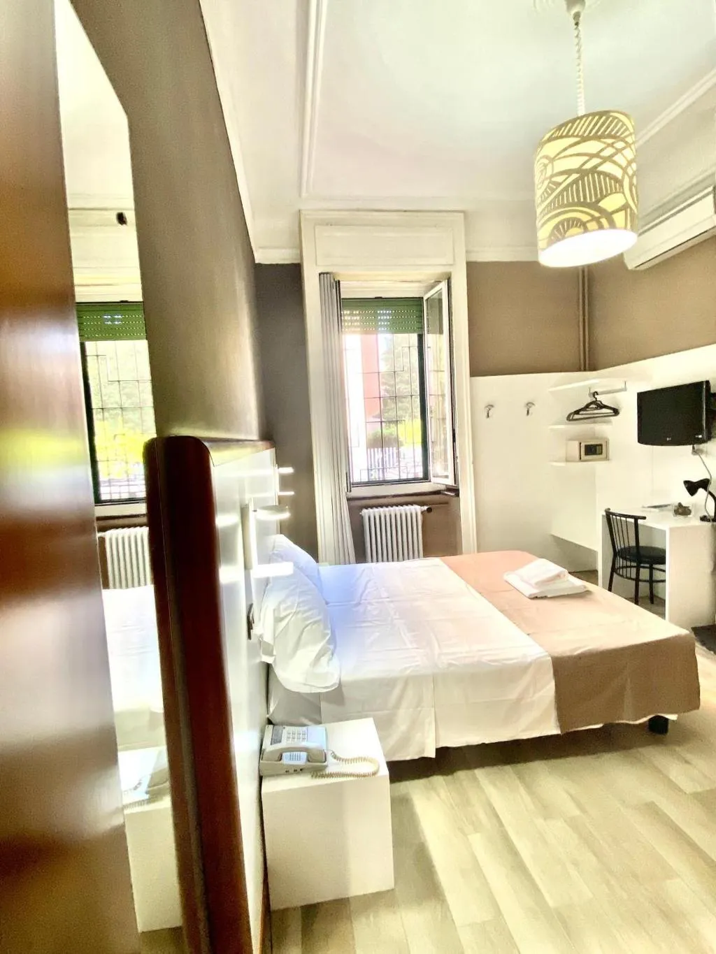 DOUBLE STANDARD Room, Hotel Bogart, Milan