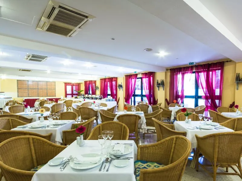 Restaurant, Bluebay Beach Club, Ibiza
