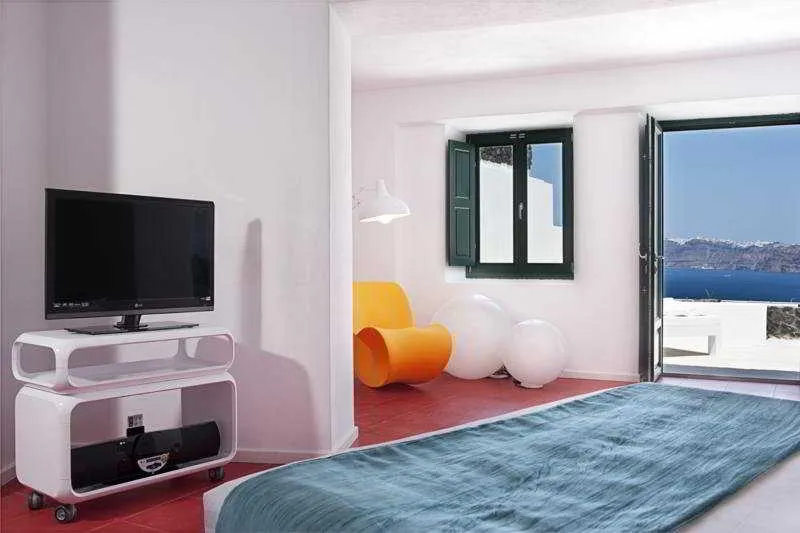 Room, Avant Garde Suites, Santorini