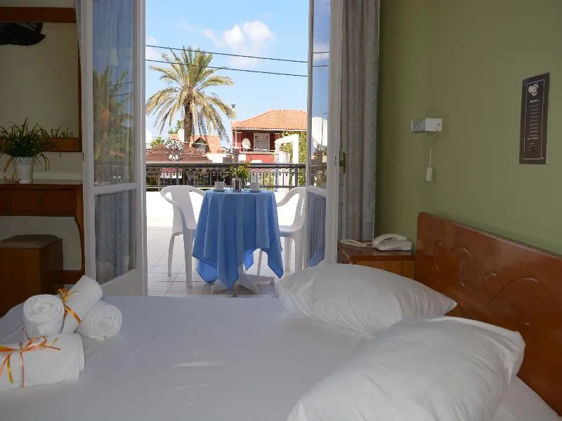 STUDIO CAPACITY 2 Room, Montes Studios & Apartments, Zante