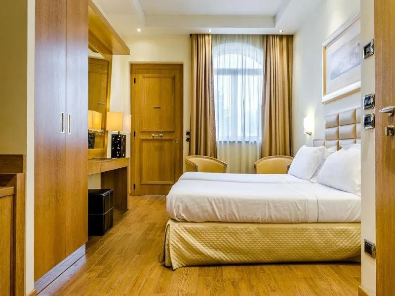 TWIN STANDARD Room, Silver, Milan