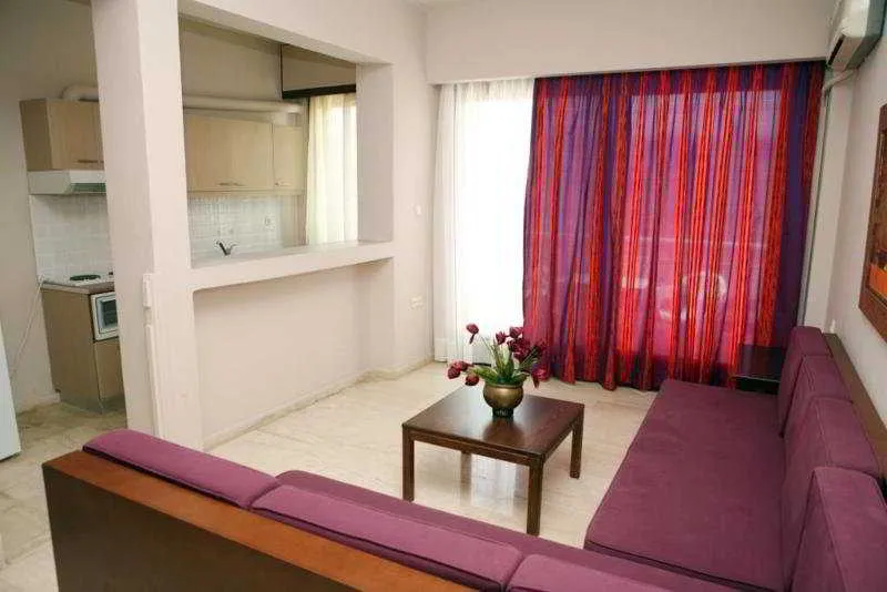 Room, Eleonora, Crete