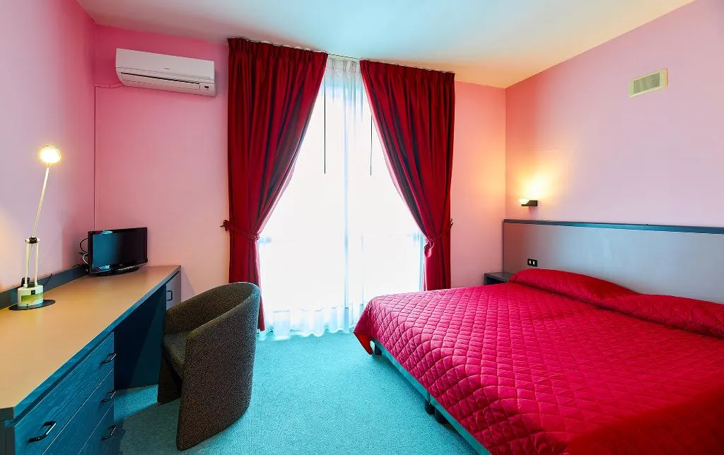 Double or Twin STANDARD Room, Clorinda, Naples