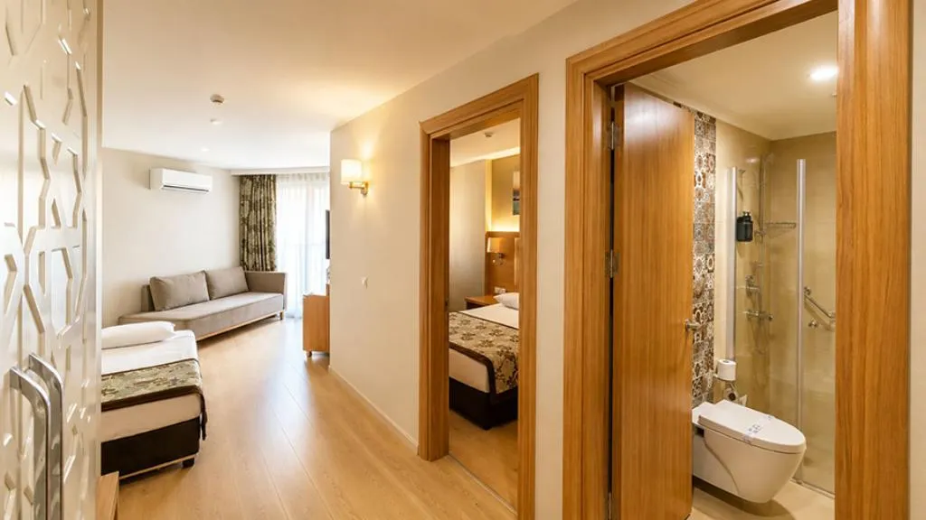 Room, Blue Wave Suite Hotel, Antalya