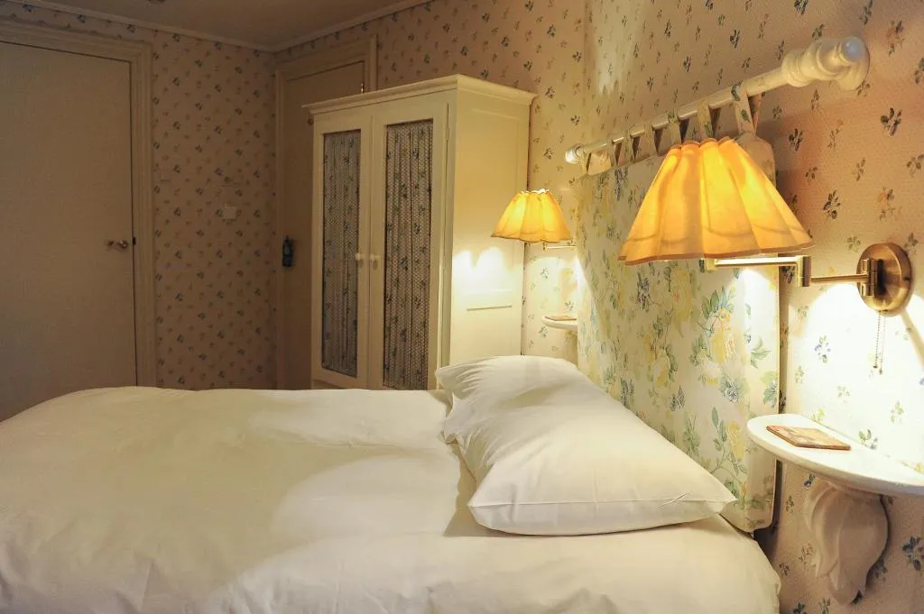 DOUBLE STANDARD Room, Imperial, Amsterdam