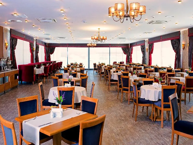 Restaurant, Svalinn Hotel, Izmir