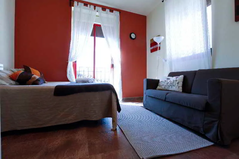 Room, Camino del Prado, Madrid