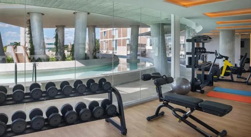 Sports and Entertainment, Hilton Garden Inn Cancun Airport, Cancun Area