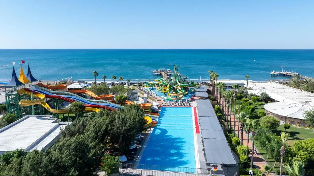 Pool, Crystal Centro Pearl Collection, Antalya