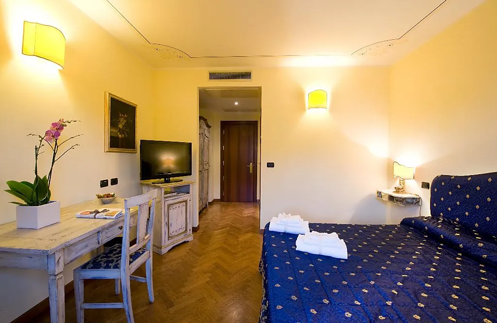 Double or Twin SUPERIOR Room, Relais dell Olmo, Perugia