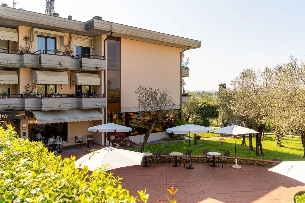 General view, Hotel Désirée by Double Hospitality, Milan