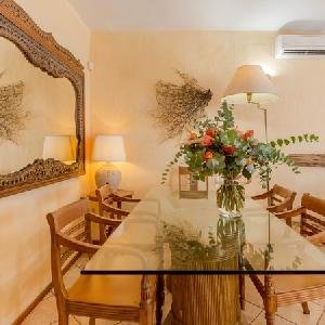 Villa Luna Bay Home Retreat, Cagliari