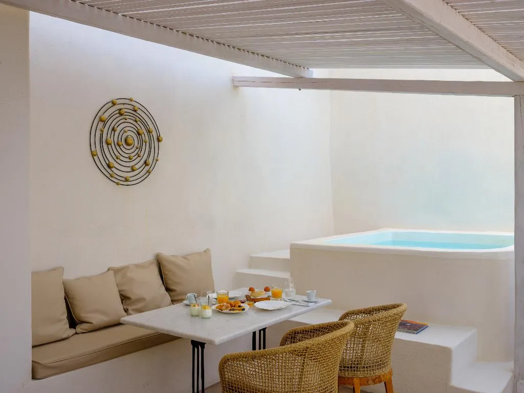 VILLA WITH JACUZZI Room, Fanari Villas, Santorini