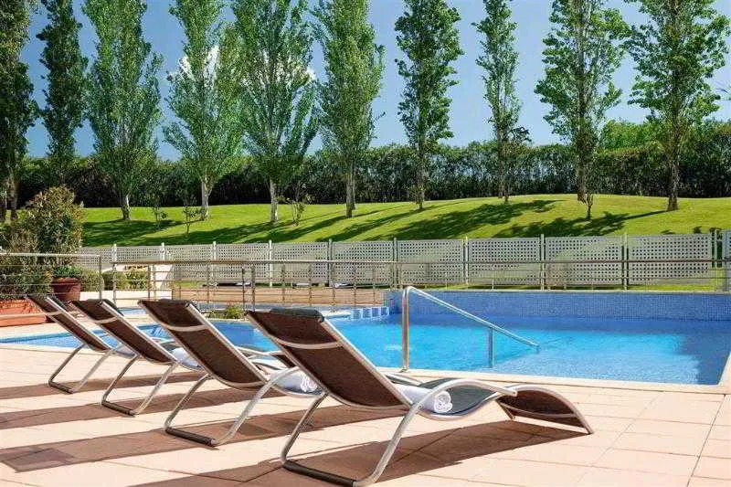 Pool, ibis Styles Barcelona Sant Joan Despi, Barcelona