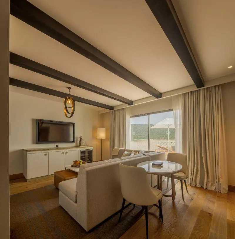 SUITE ONE BEDROOM WITH TERRACE Room, Viceroy At Ombria Algarve, Algarve