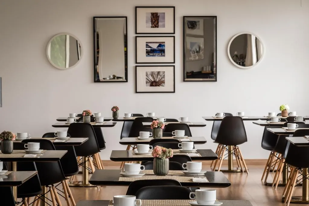 Restaurant, Medium Valencia, Valencia
