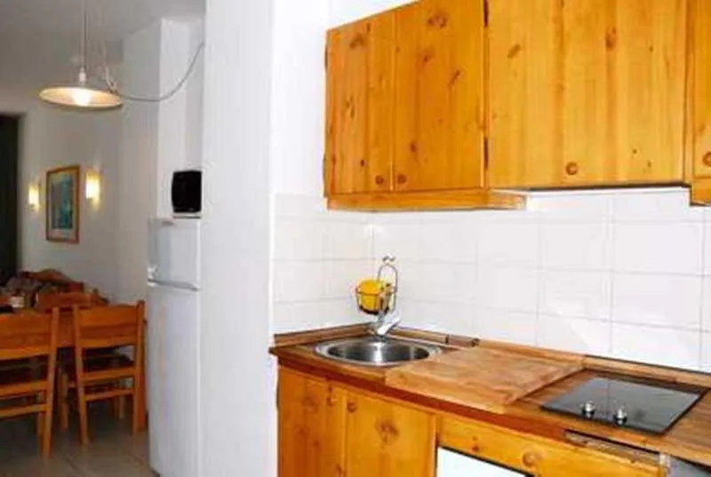 APARTMENT CAPACITY 6 TWO BEDROOMS Room, Del Sol 2D Apartamentos, Costa Brava