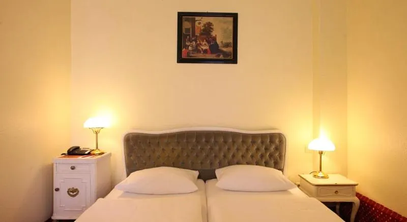 DOUBLE STANDARD Room, acom Hotel Berlin Kurfurstendamm, Berlin