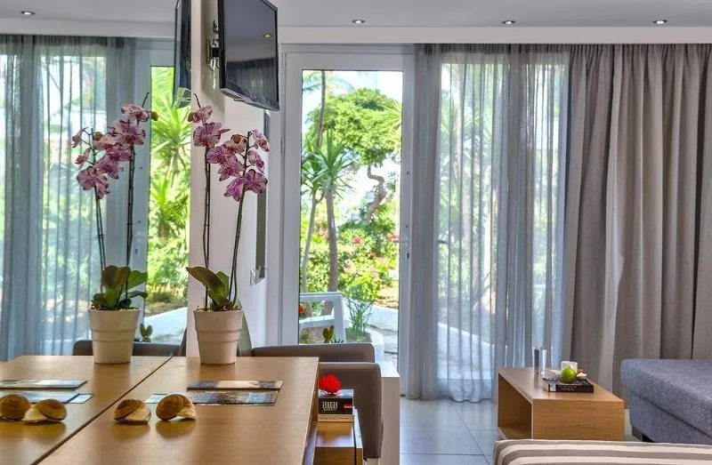 Double or Twin SUPERIOR GARDEN VIEW Room, Happy Days Hotel, Crete