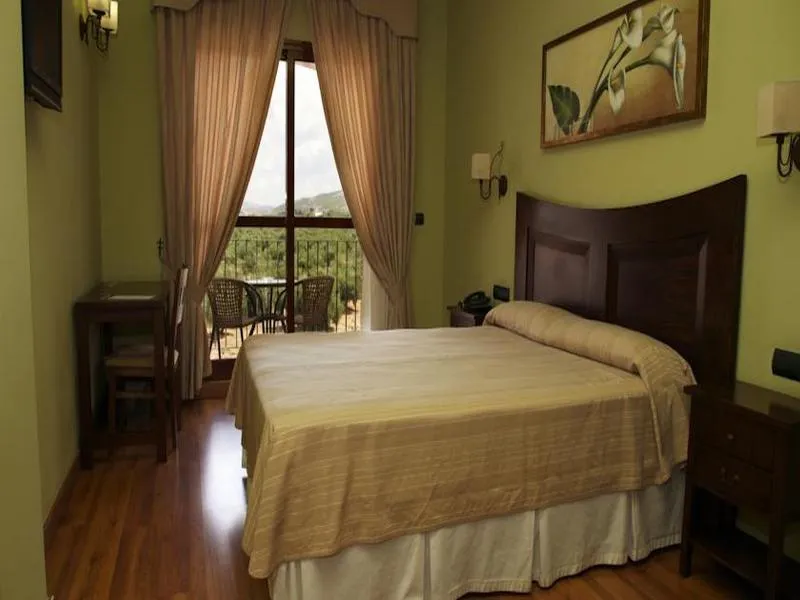 Room, Los Dolmenes, Andalucia