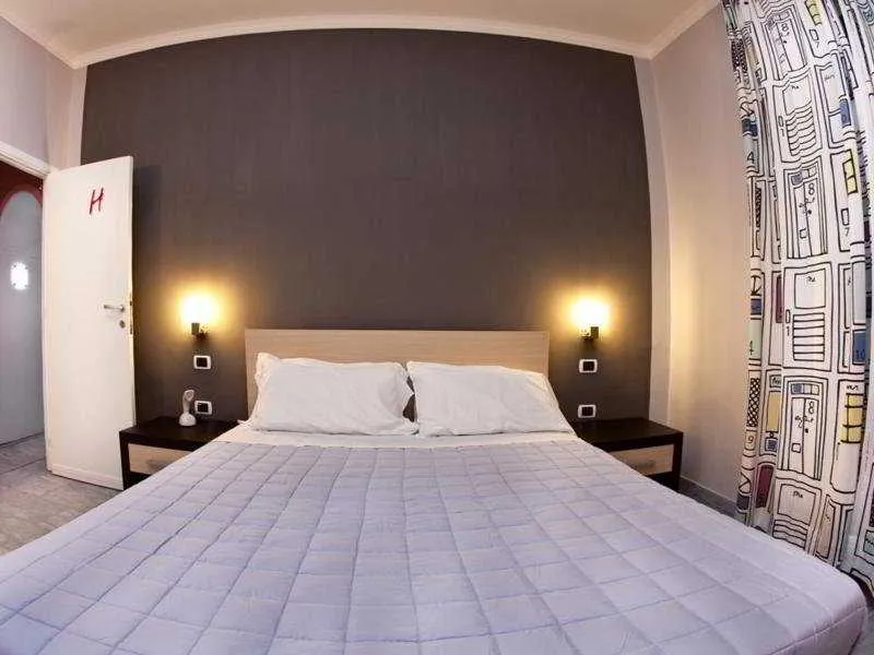 Room, H Rooms Boutique Hotel, Naples