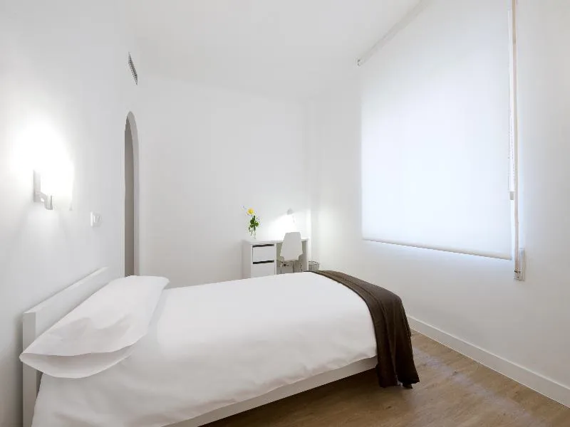 SINGLE STANDARD Room, NeoMagna Madrid, Madrid