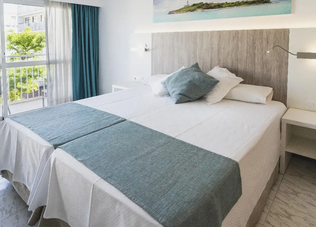 DOUBLE SINGLE USE PREMIUM Room, Amic Gala, Majorca