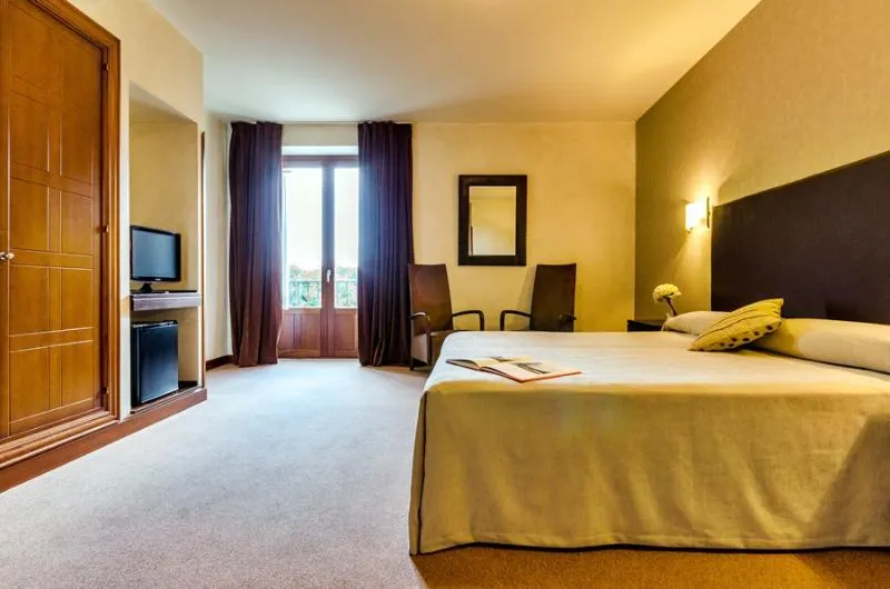 Double or Twin SUPERIOR Room, Palacio San Facundo, Madrid