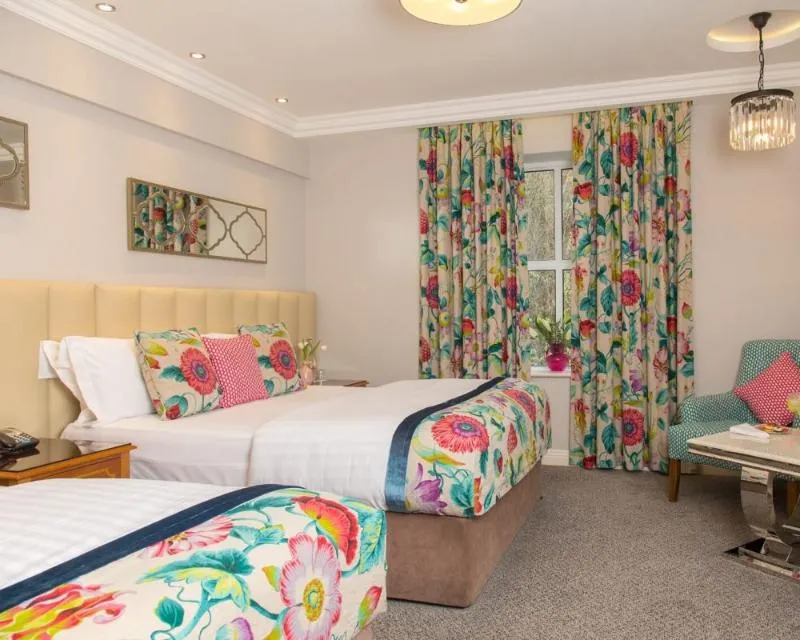 Room, Cork's Vienna Woods Hotel and Villas, Cork