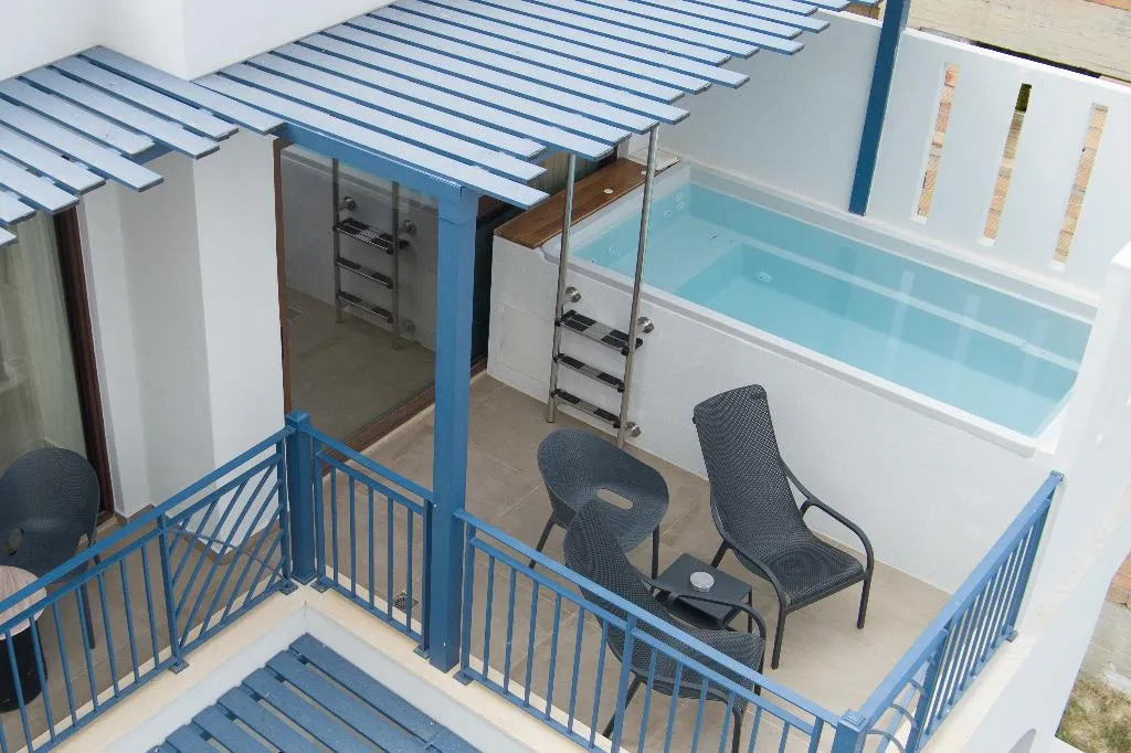 APARTMENT THREE BEDROOMS WITH PRIVATE POOL Room, Mika Villas & Suites, Crete