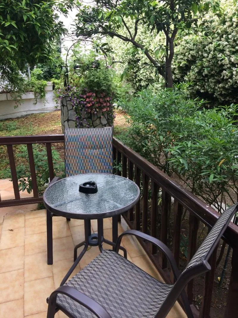 Terrace, Pettite Morfo, Skiathos