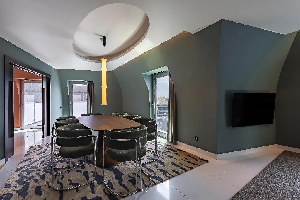 SUITE KING BED TWO BEDROOMS Room, Cenica Porto Hotel, Curio Collection By Hilton, Porto